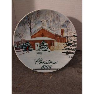 Smucker’s 1993 8.5” Christmas Decorative Collector Plate